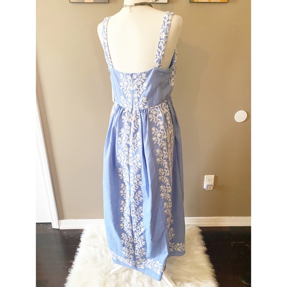 Nwt Julia Jordan Blue Embroidered Maxi 